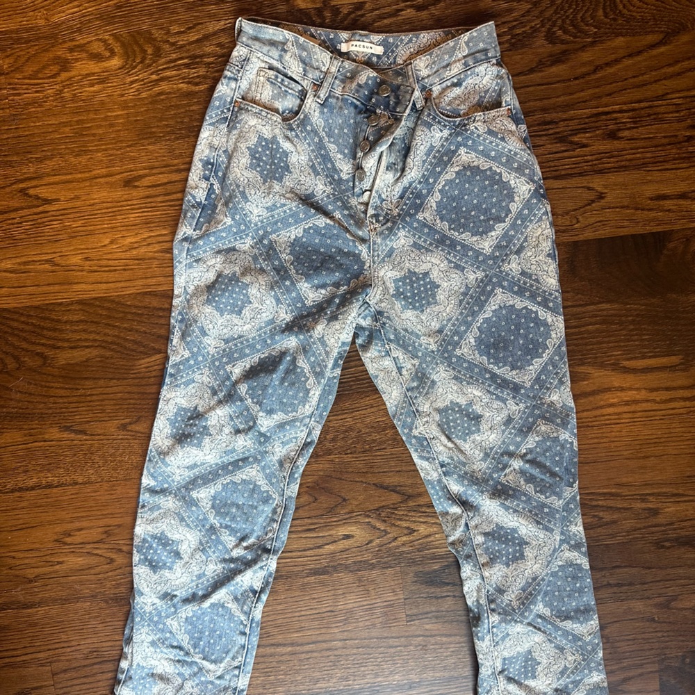 Pacsun High Rise Straight Legged Jeans with Paisley Print.